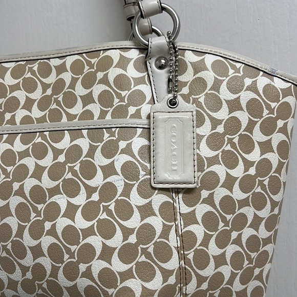 Coach Signature Leah Large Monogram Tote Bag - Picture 4 of 11